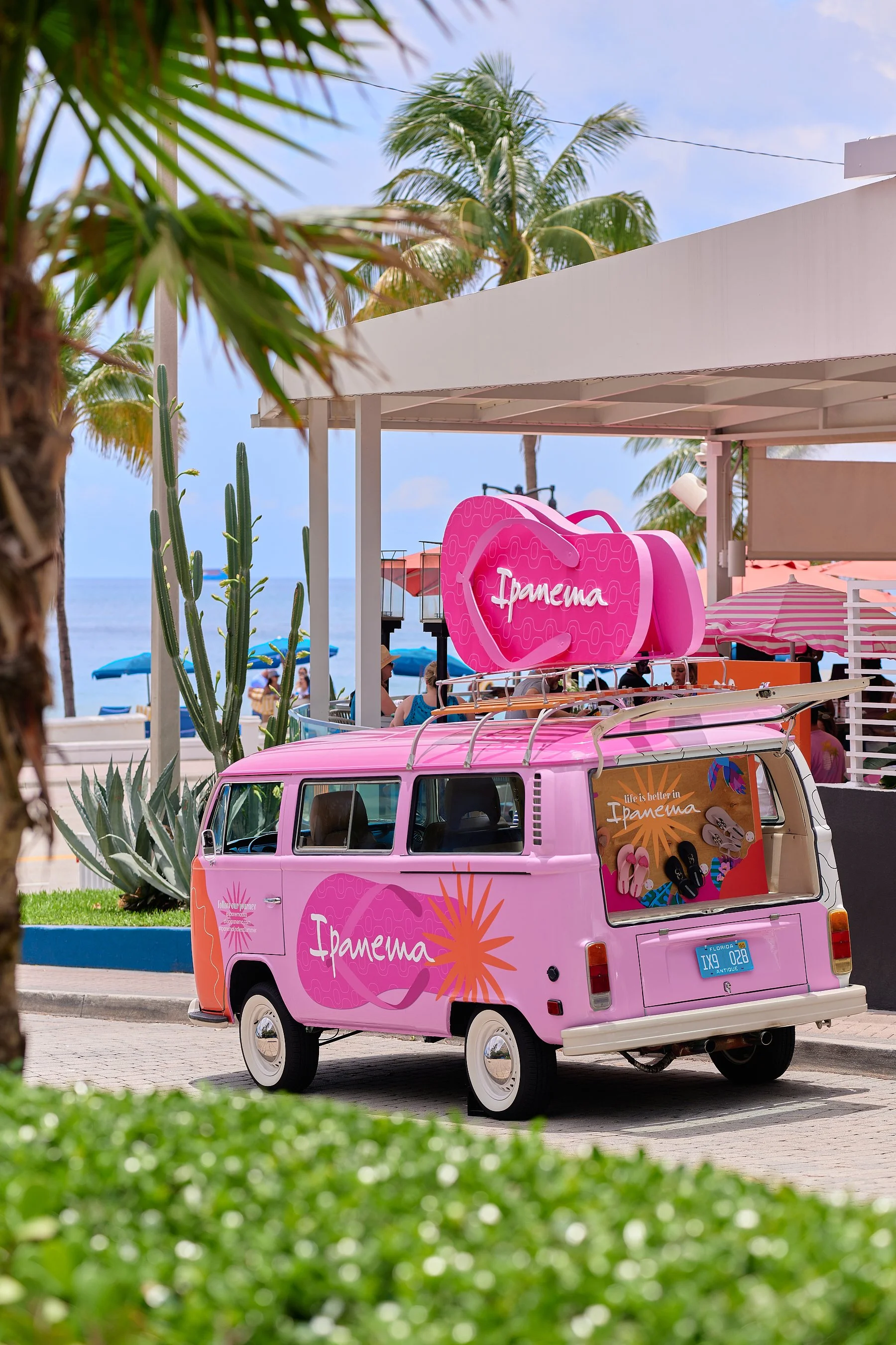 IPANEMA SANDALS: ENDLESS SUMMER — Experiential Creative Agency